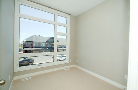 For Lease - 733 Twist Way, Kanata, Ontario - Photo 3