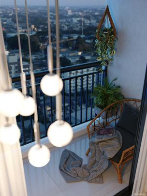 Apartamento 2 Quartos Com Sacada | 53 m² | Pronto Para Morar | Localização Privilegiada No Portão - Foto 1