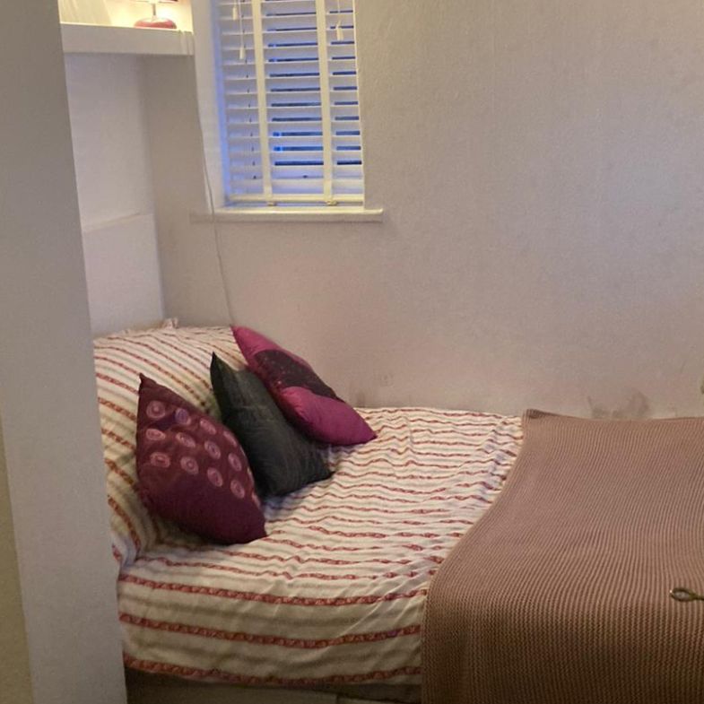 SINGLE ROOM DALGARNO GARDENS NORTH KENSINGTON W10 - Photo 1
