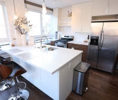 Murchies Building in Yaletown Furnished 1 Bed 1 Bath Apartment For Rent at 209-1216 Homer St Vancouver - Photo 2