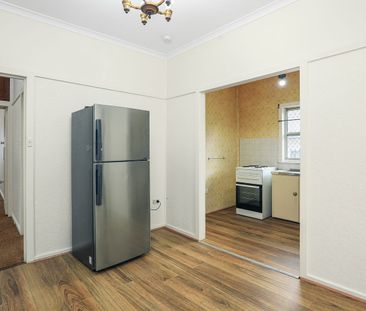 Comfortable Family Living in Mount Saint Thomas - Photo 1