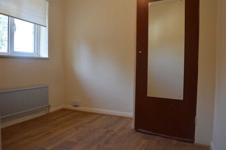 Flat, Post Office, South Fleet Road, Bean - Photo 5