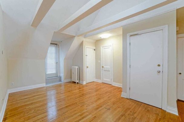 For Lease - 26 Castleview Avenue Unit# 3, Toronto, Ontario - Photo 1