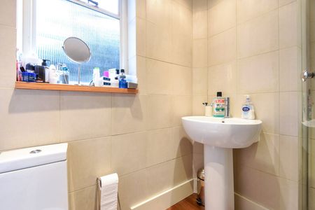 Badsworth Road, Camberwell, London, SE5 - Photo 4