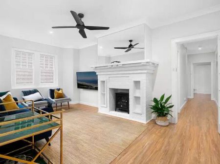 Apartment with 2 bedrooms & 1 bathroom - Photo 4