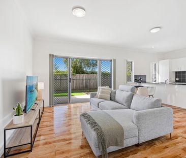 FURNISHED 3 BEDROOM TOWNHOUSE - Photo 1