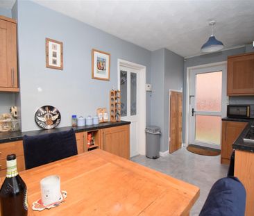 Park Road, Castleford - Photo 6