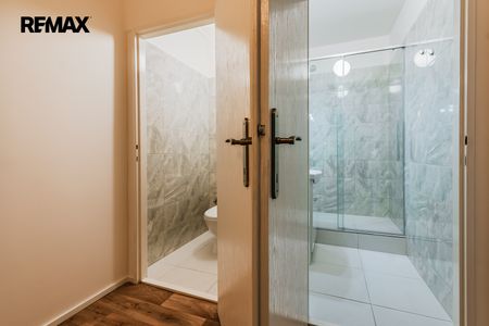 Pronájem bytu 1+kk v osobním vlastnictví 29 m², Praha 8 - Troja - Photo 5