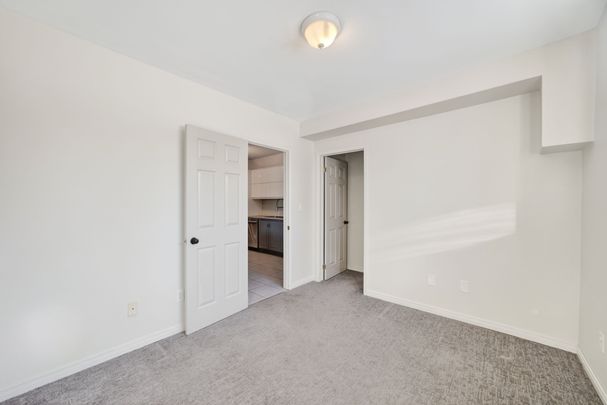 For Lease - 20173 Bathurst Street, East Gwillimbury, Ontario - Photo 1