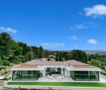 Villa ultra moderne à La Cadière d'Azur, vue mer - Photo 3