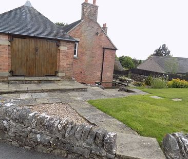 Crow Trees House - Photo 3