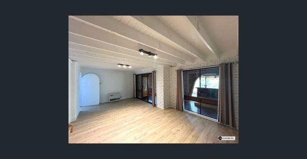 1 BEDROOM APARTMENT WITH UTILITIES INCLUDED! - Photo 1