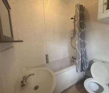 1 bedroom cluster house to rent - Photo 2