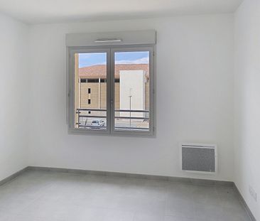 Location Appartement 2 pièces 38m² - Photo 2
