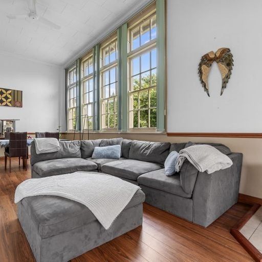 Charming 3BR Home with Modern Comforts - Photo 1