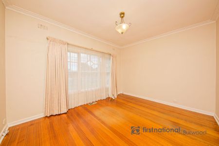 447 Highbury, 3151, Burwood East Vic - Photo 2