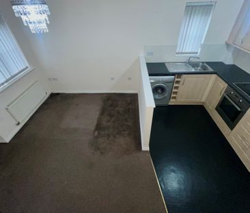 Windrush Close, WALSALL - Photo 1