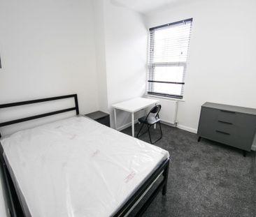 Norwood Road, Hyde Park, Leeds - Photo 6