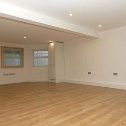 The Knot, 20 Beach Road, Westgate, CT8 8AD, Kent - Photo 1