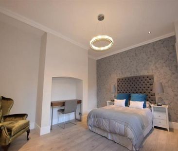 2 Bedroom Apartment To Let - Photo 5