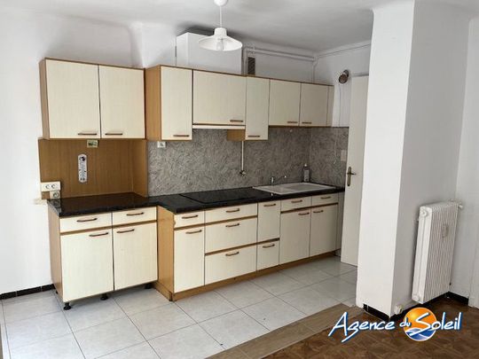 Location Appartement 2 pièces 45m² PERPIGNAN 66000 - Photo 1