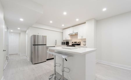 For Lease - 13 Lady Evelyn Crescent, Brampton, Ontario - Photo 2