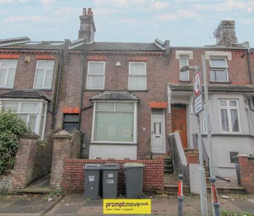 House share to rent - Photo 3