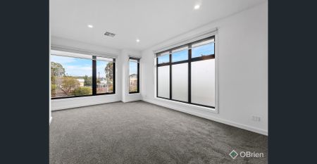 Brand New Contemporary Home in a Prime Highett Location - Photo 5