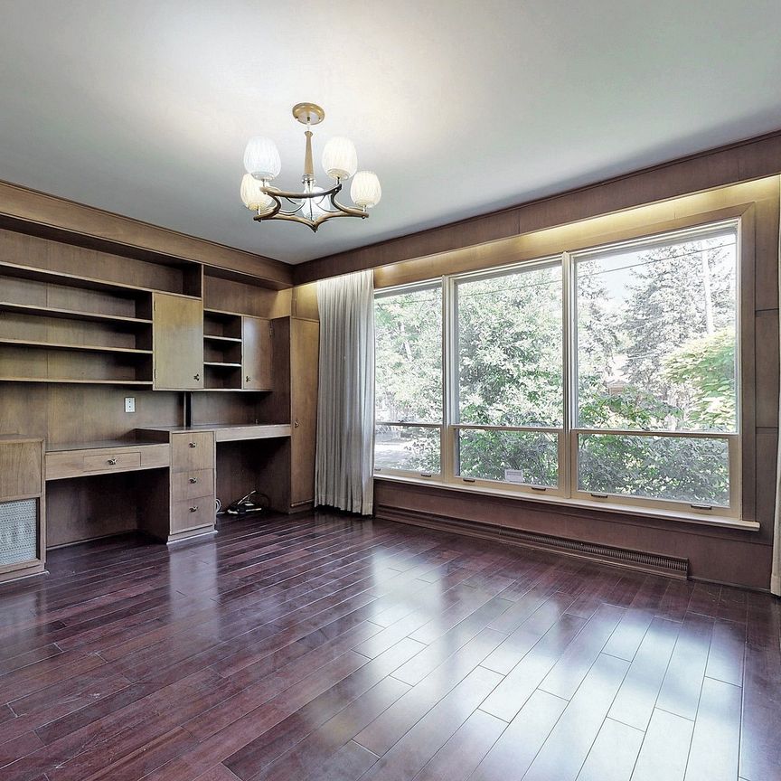 For Lease - 42 Denmark Crescent, Toronto, Ontario - Photo 1