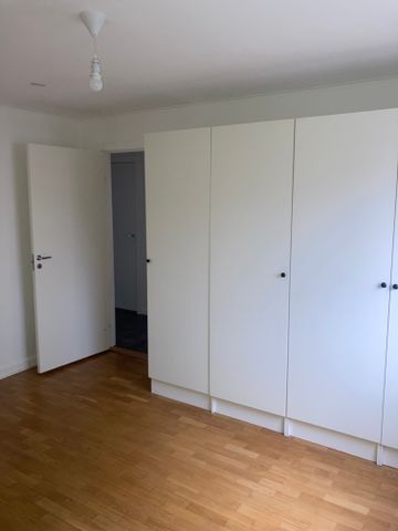 Göteborgsvägen, Uddevalla - Photo 4