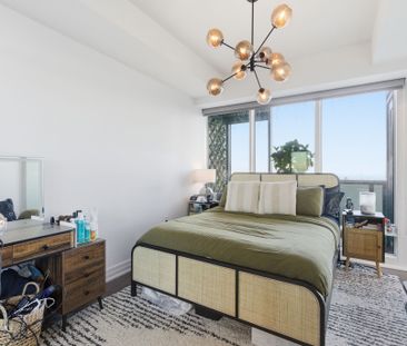 For Lease - 8 The Esplanade Street Unit# 5210, Toronto, Ontario - Photo 2