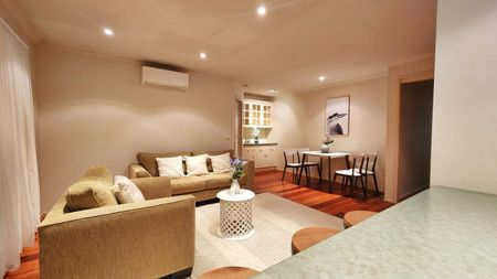 Cranbourne North - Photo 2