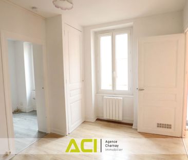 MACON PROCHE CENTRE VILLE ET ECOLES BEL APPARTEMENT RENOVE - Photo 2