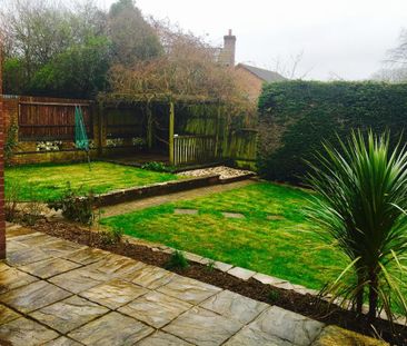 4 bedroom detached house to rent - Photo 3