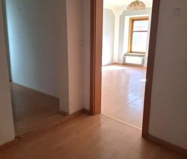 NEU - Gepflegte 2-Zimmer-Wohnung mit Küchenblock im Zentrum von Bru... - Photo 3