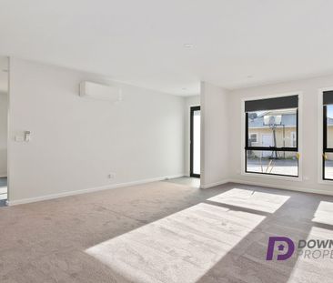 Comfortable Living in Convenient Glenorchy - Photo 1