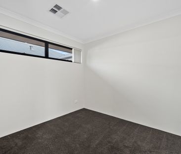 64 Warlander View, Forrestdale WA 6112 - Photo 5