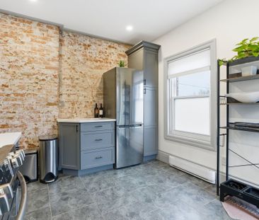 For Lease - 300 George Street Unit# Upper, Cobourg, Ontario - Photo 6