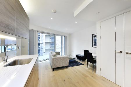 Studio to rent - Photo 2