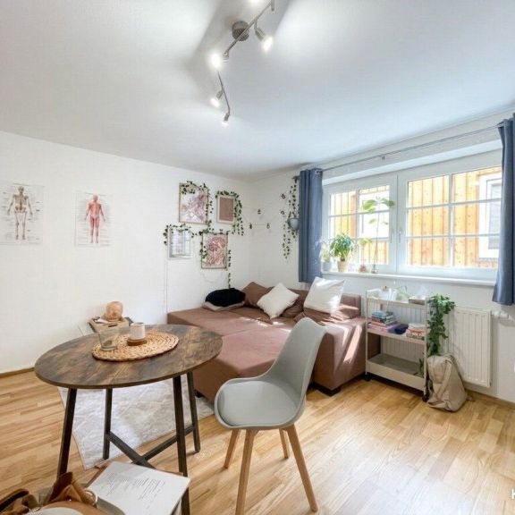 2-Zimmer Wohnung am Graben ab Oktober verfügbar - Photo 1