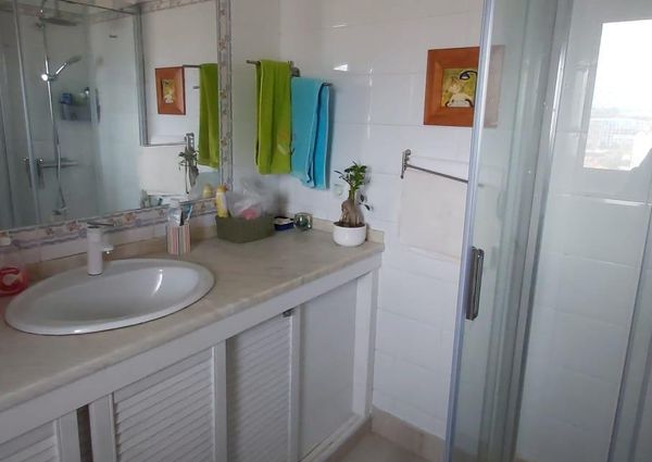 Quarto Oeiras Alges rua Fernando Curado Ribeiro