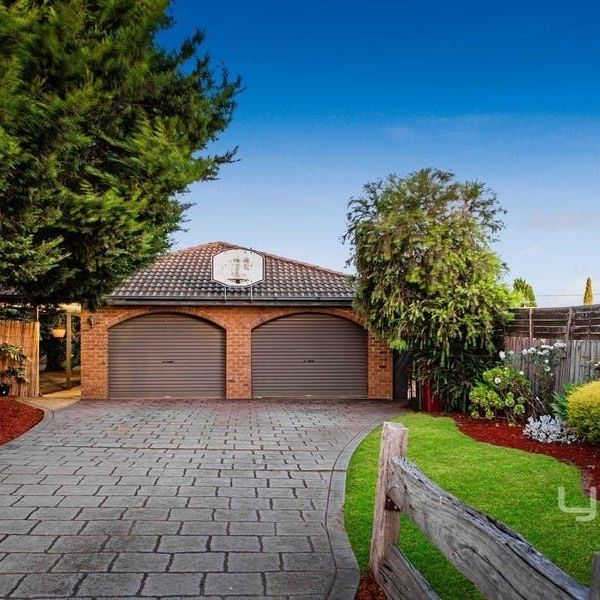 2 Padstowe Court, CRAIGIEBURN - Photo 1