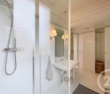 Location Appartement 4 pièces 110m² NICE 06300 - Photo 5