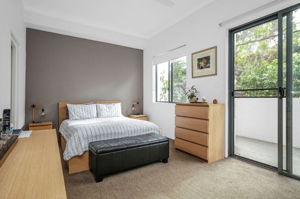 9/14-18 Reid Avenue, Westmead. - Photo 1