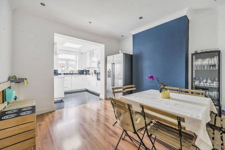 4 bedroom house to rent - Photo 2