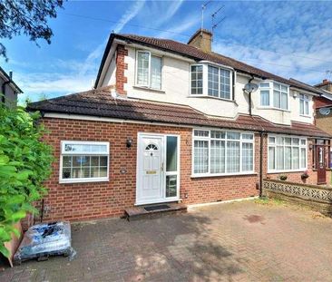 Shortwood Avenue, Staines-upon-thames, Surrey, TW18 - Photo 2