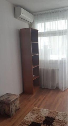 Aparatorii patriei turnu magurele etaj 5 - Fotografie 2