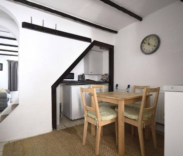 2 bedroom semi-detached house to rent - Photo 3