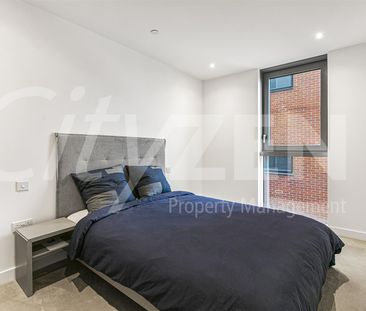 37 Clarendon Road, Watford - Photo 4
