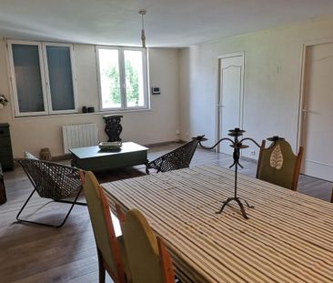 Location Appartement 3 pièces 94m² MARCIAC 32230 - Photo 2